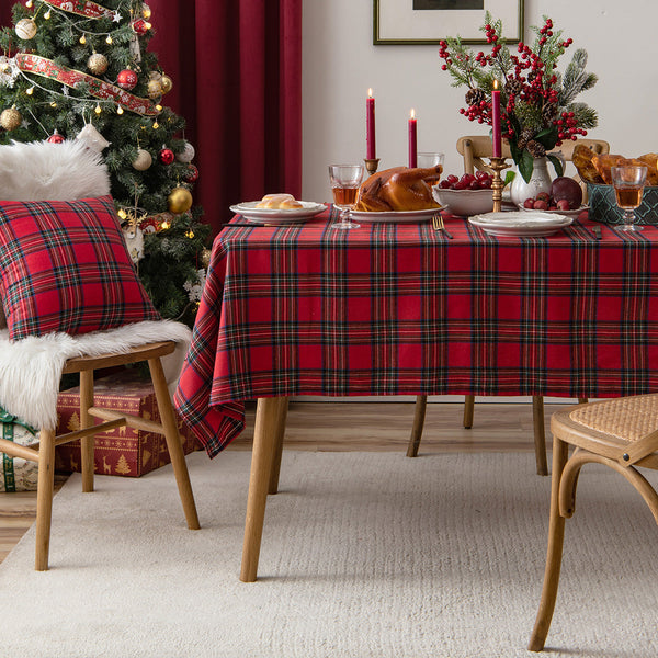 Buffalo Plaid Christmas Tablecloth